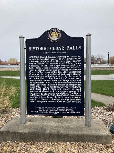 Cedar Falls Sign2.JPG